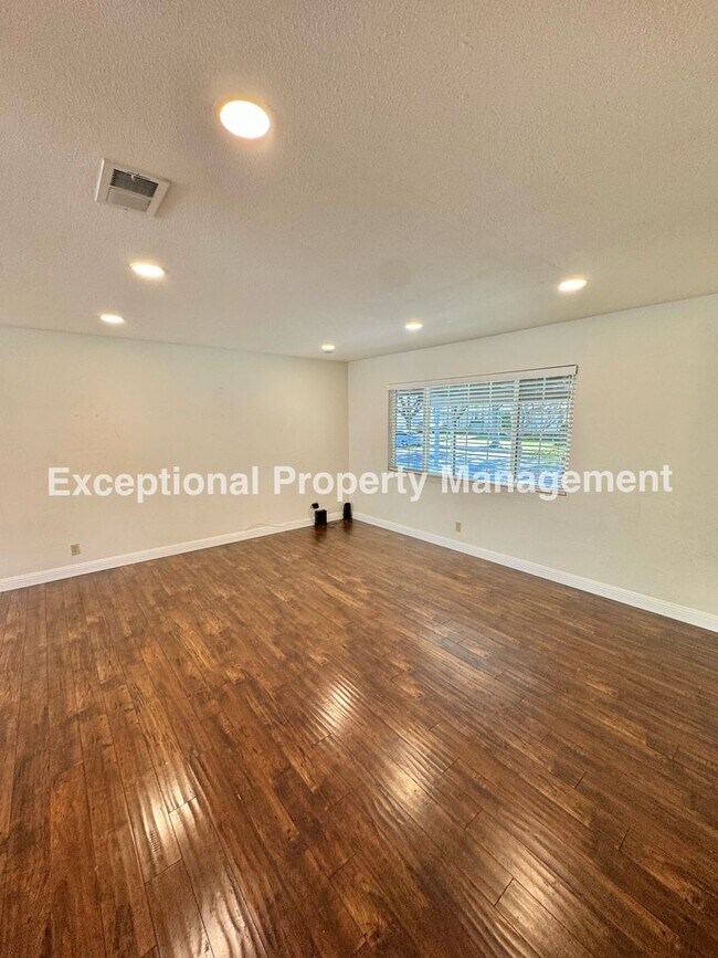 Foto del edificio - Ready to move in 3 bed 2 bath single story home!