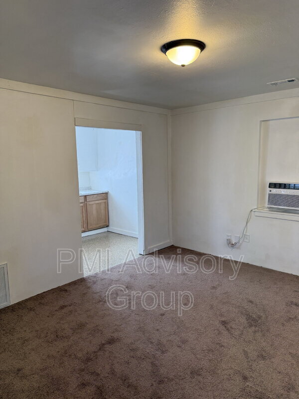 Foto del edificio - 203 SW Heights Rd