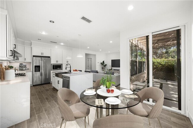 Foto del edificio - 83 Waterleaf