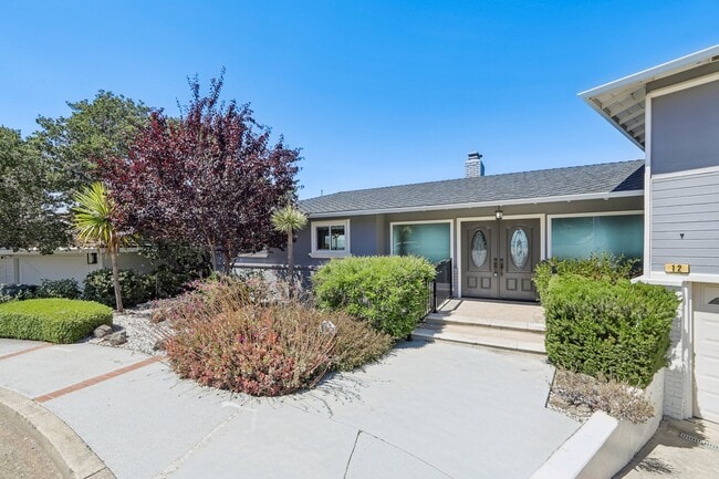 Building Photo - 12 Belvedere Ct