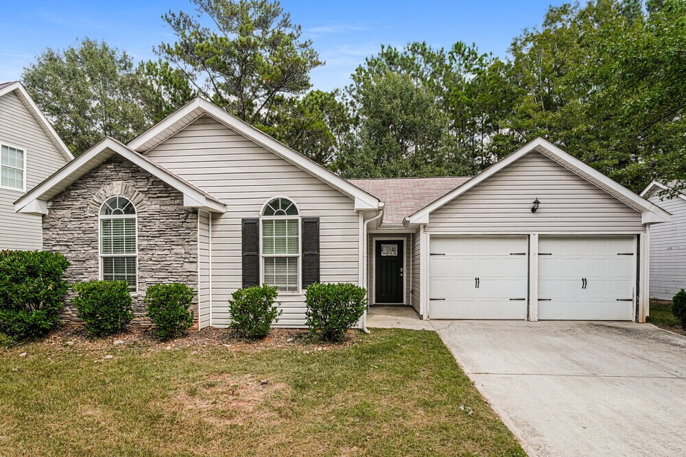 Foto principal - 2404 Rambling Way