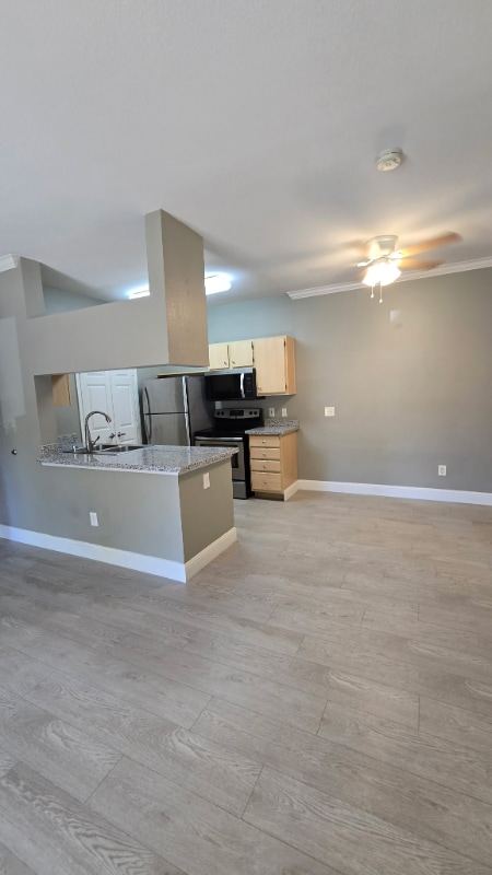 Building Photo - 701 Gibson Dr