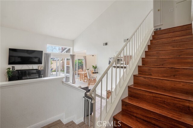 Foto del edificio - 1246 Hidden Creek Rd