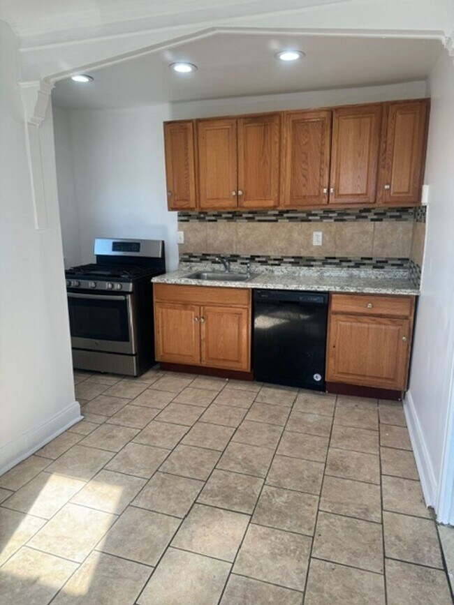 Foto del edificio - 2962 McKinley St