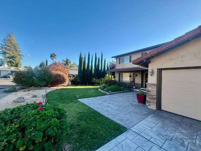 Foto del edificio - 1757 Burbank Ct