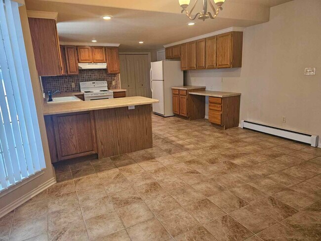 Foto del edificio - 2492 E Harbor Cir