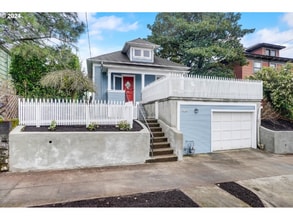 Building Photo - 4326 NE 16th Ave