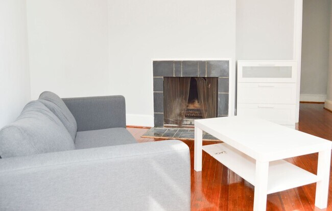 Photo - Whitlock Apartment