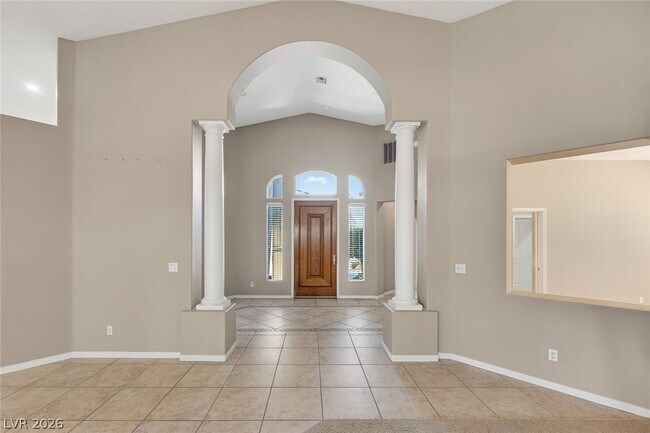 Building Photo - 541 Summer Mesa Dr
