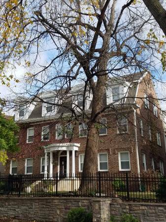 Building Photo - 2617 3rd Ave S