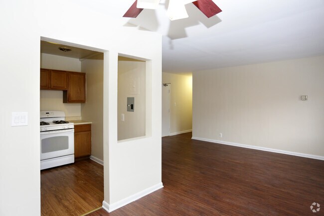 Foto del interior - Sligo Housing Partnership LLC