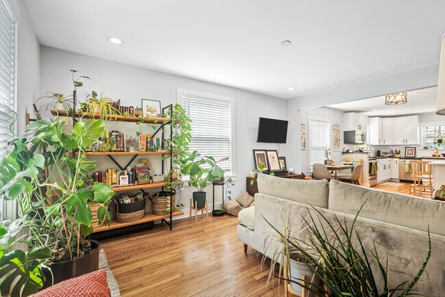 Foto del edificio - 1429 Litton Ave