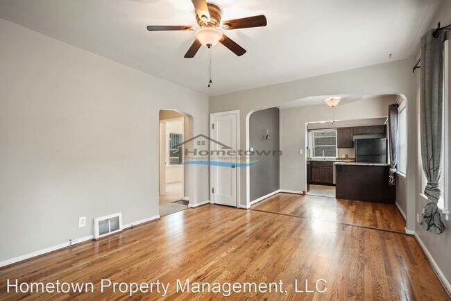 Foto del edificio - 4 br, 2 bath House - 1406 E Indiana Ave