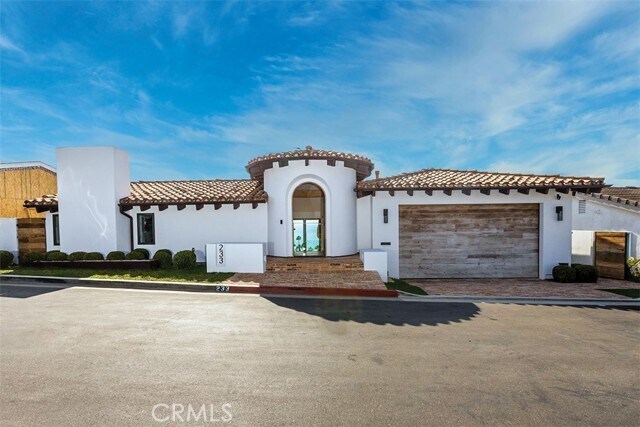 Building Photo - 233 Emerald Bay