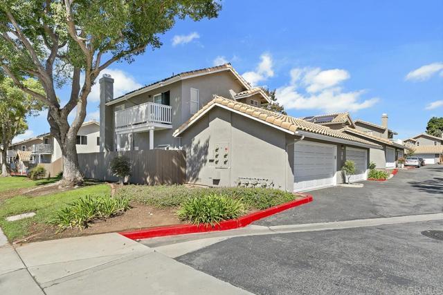 Building Photo - 1390 Palomar Pl