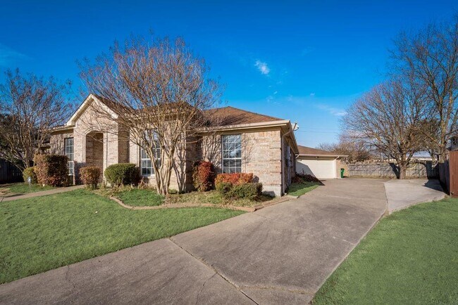 Building Photo - 2914 Post Oak Ln