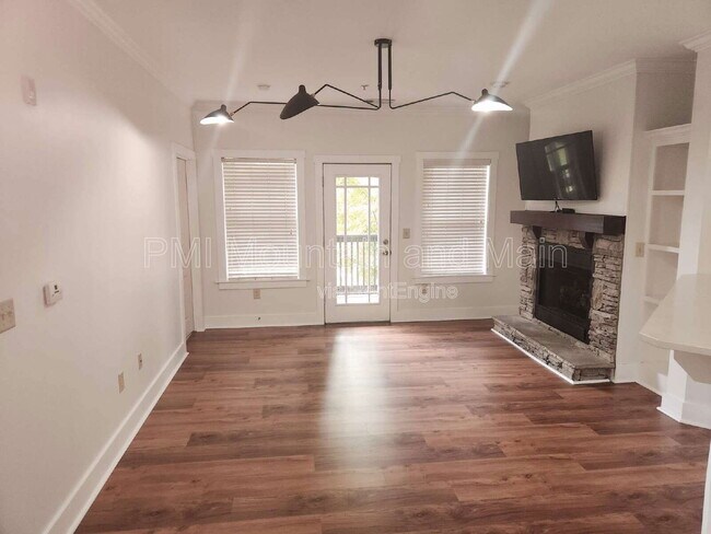 Building Photo - 9 Kenilworth Knolls