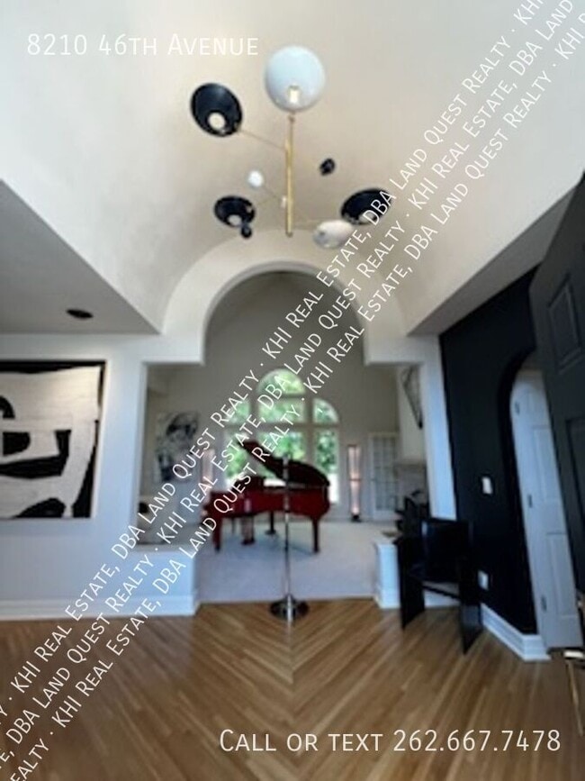 Building Photo - 8210 46th Ave