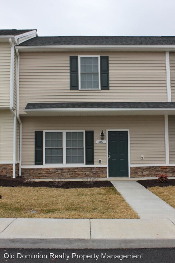 Primary Photo - 3 br, 2.5 bath House - 1058 Wellington Drive