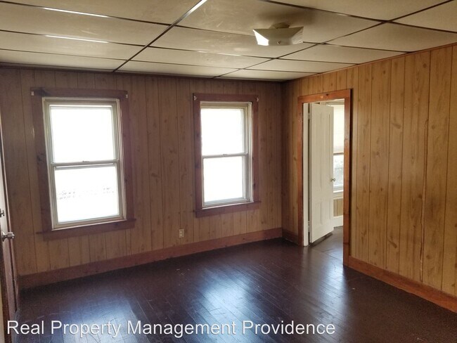 Building Photo - 1 br, 1 bath Apartment - 36 Hilton Street