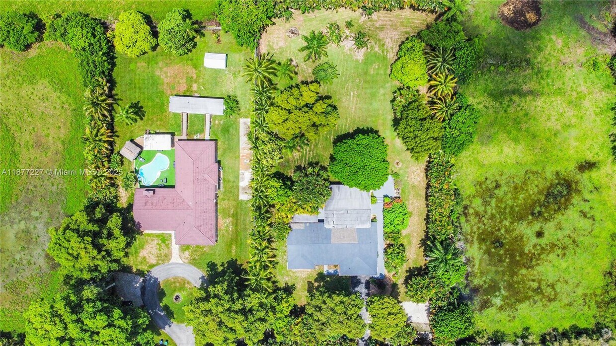 Primary Photo - 5785 SW 160th Ave