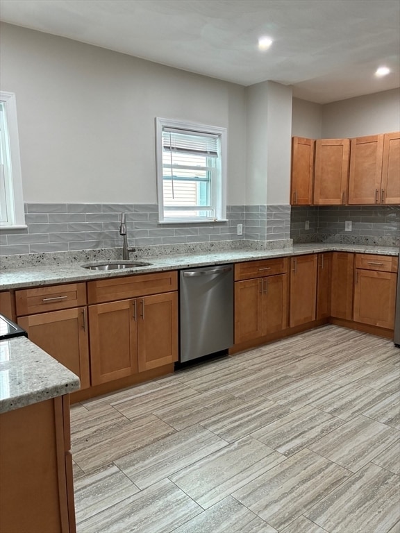 Building Photo - 8 Agassiz Ave