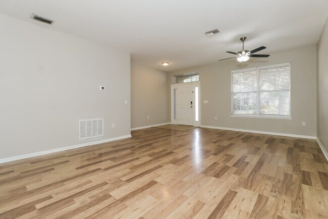 Foto del edificio - 11832 Colony Lakes Blvd