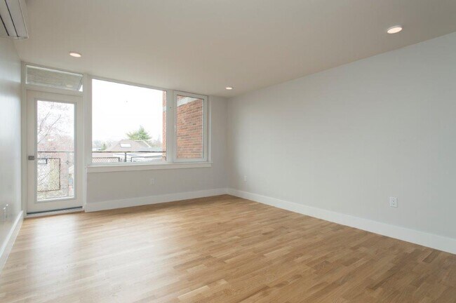 Foto del edificio - 334 Harvard St