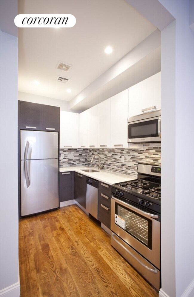 Foto del edificio - 276 Hawthorne St