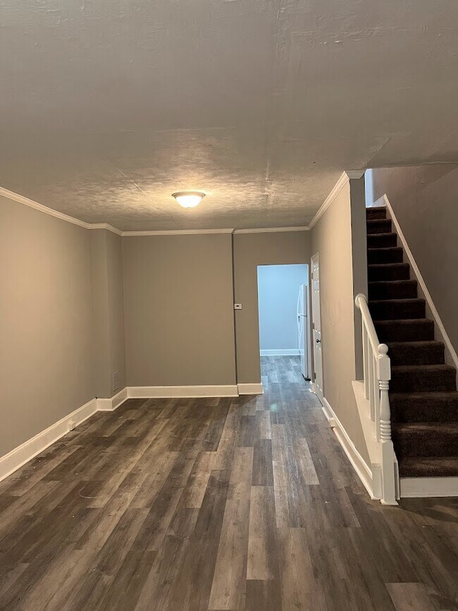 Building Photo - 229 E 13th St