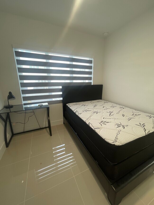 Foto del edificio - 25887 SW 145th Ave