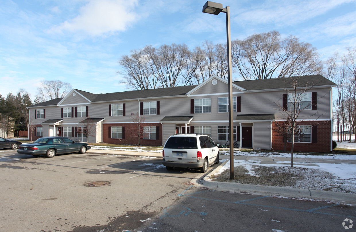 Building Photo - Island City Apartments