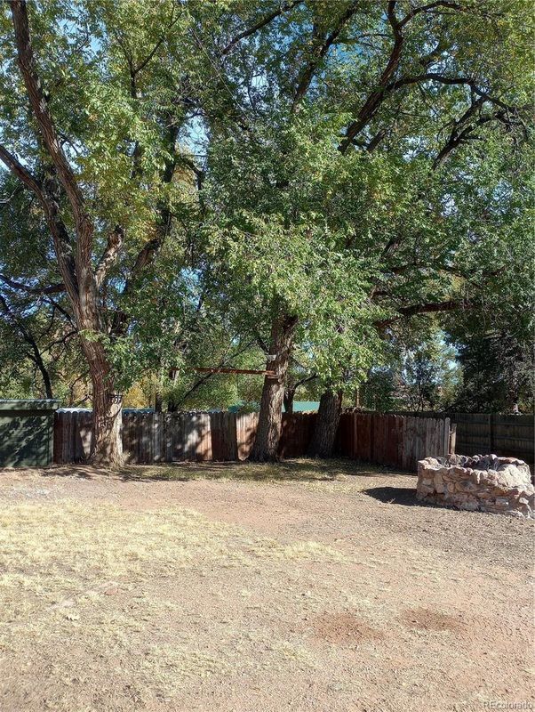 Foto del edificio - 111 Crystal Park Rd