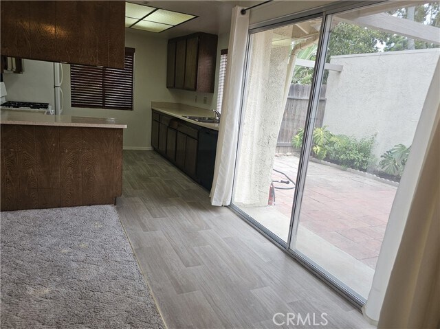 Foto del edificio - 11459 Benton St