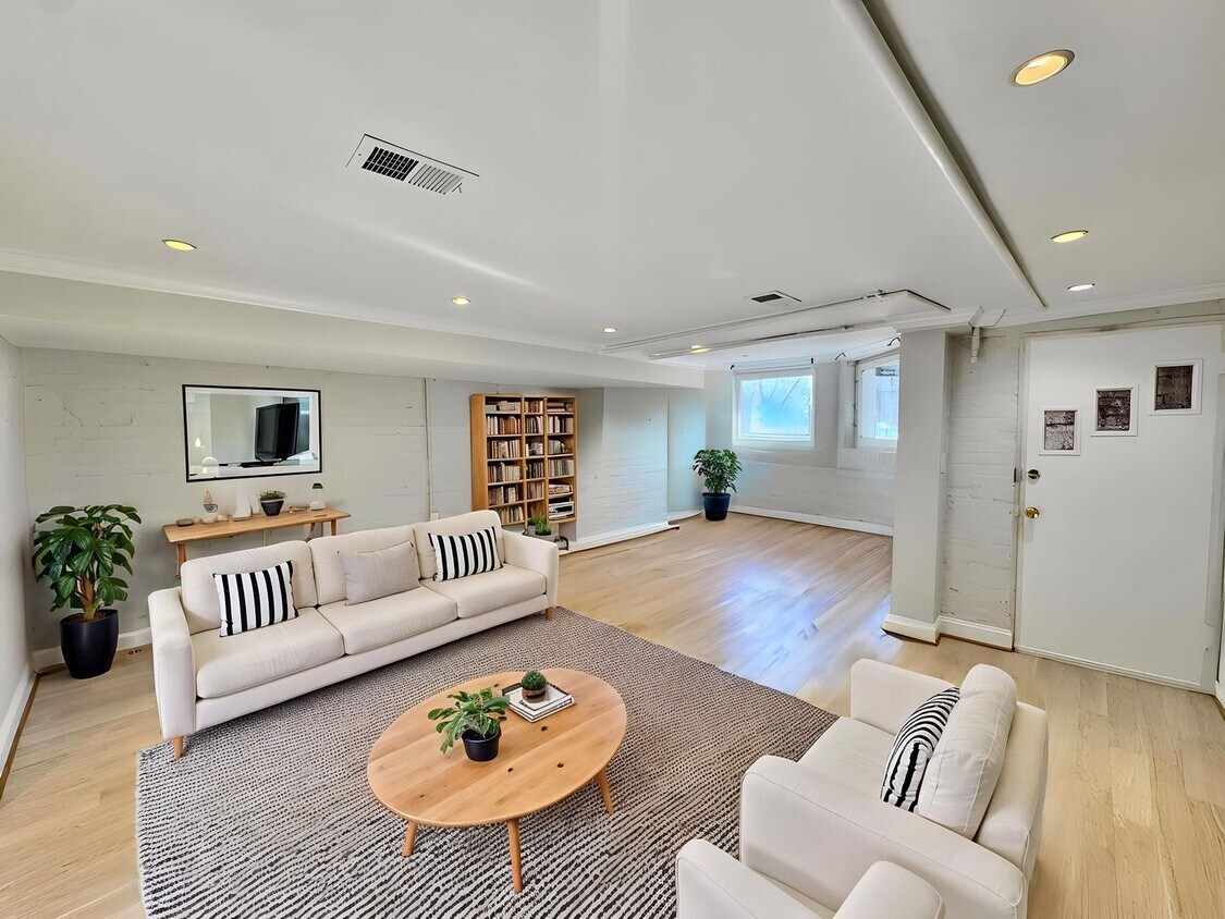 Photo - 3215 11th Street NW