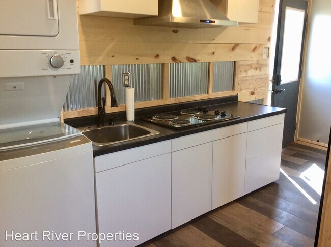 Foto del edificio - 345 7th Ave W