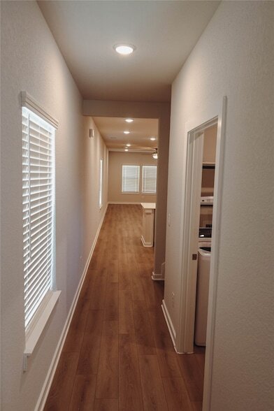 Foto del edificio - 8534 Blueberry Ash St