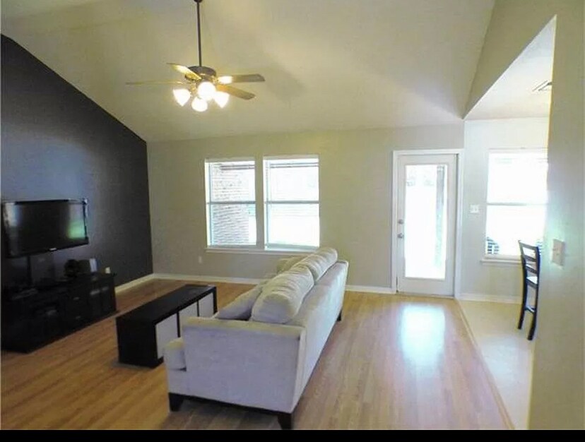 2765 Rue Pickney, Mandeville, LA 70448 House Rental in Mandeville, LA