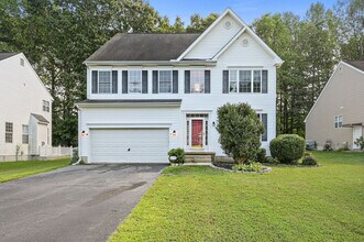 Building Photo - 438 Lorraine Dr