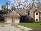 Primary Photo - 3833 Eagle Creek Dr