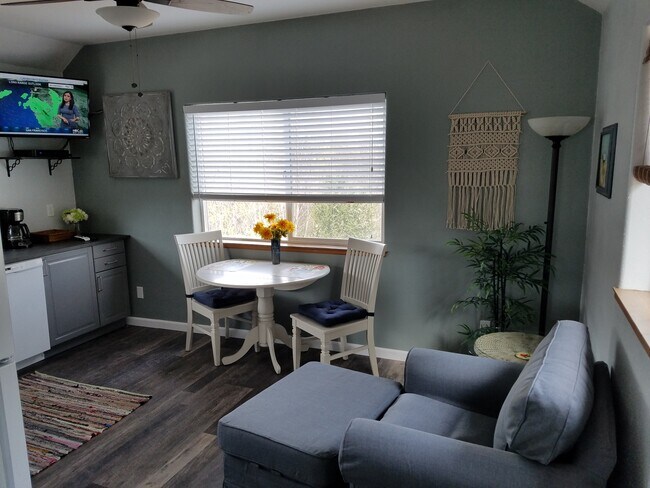living room-dining - 1848 Daniel Way