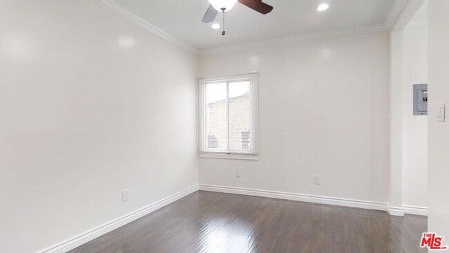 Building Photo - 3511 N Griffin Ave