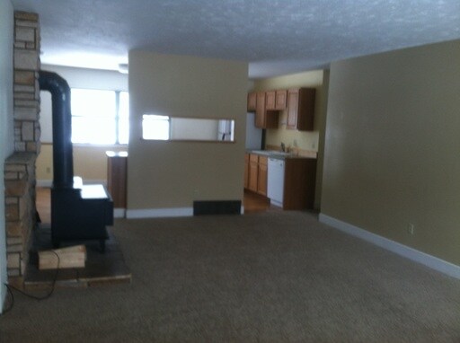 Building Photo - 108 Sunset Dr