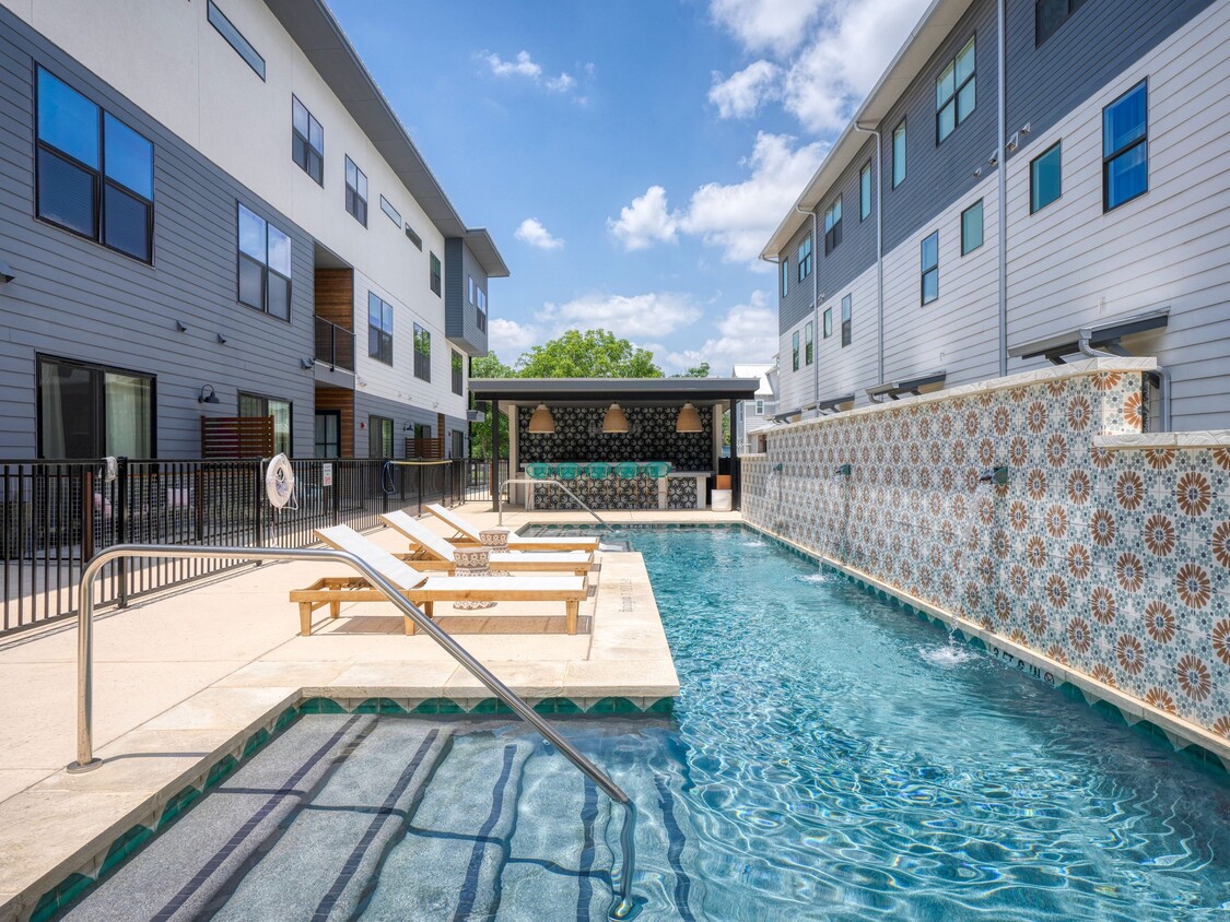 1208 N Academy Ave Unit 3201, New Braunfels, TX 78130 Condo for Rent in New Braunfels, TX