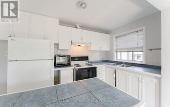 Building Photo - 56 Mendota Rd