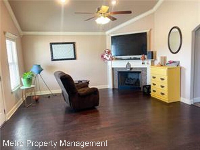 Building Photo - 4 br, 2 bath House - 3104 Featherston Rd.