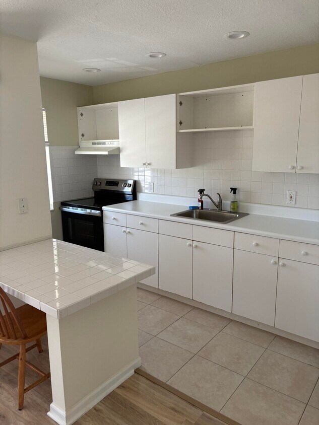 Foto principal - 1021 SE Monterey Rd