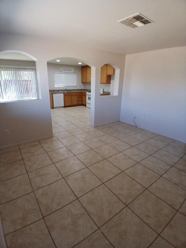 Building Photo - Coming soon  Beautiful 3 Bed / 2 Bath Home for Rent in Imperial!