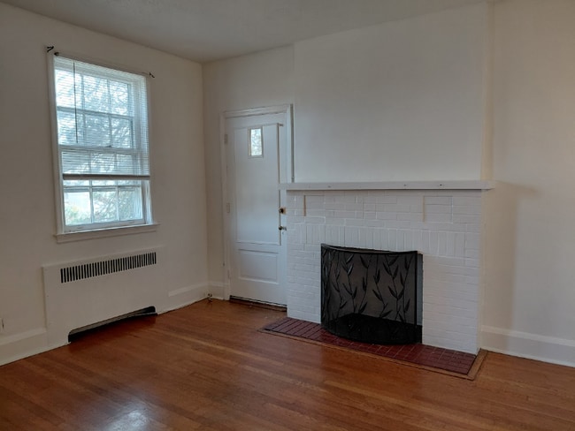 Foto del edificio - 3508 Grantley Rd