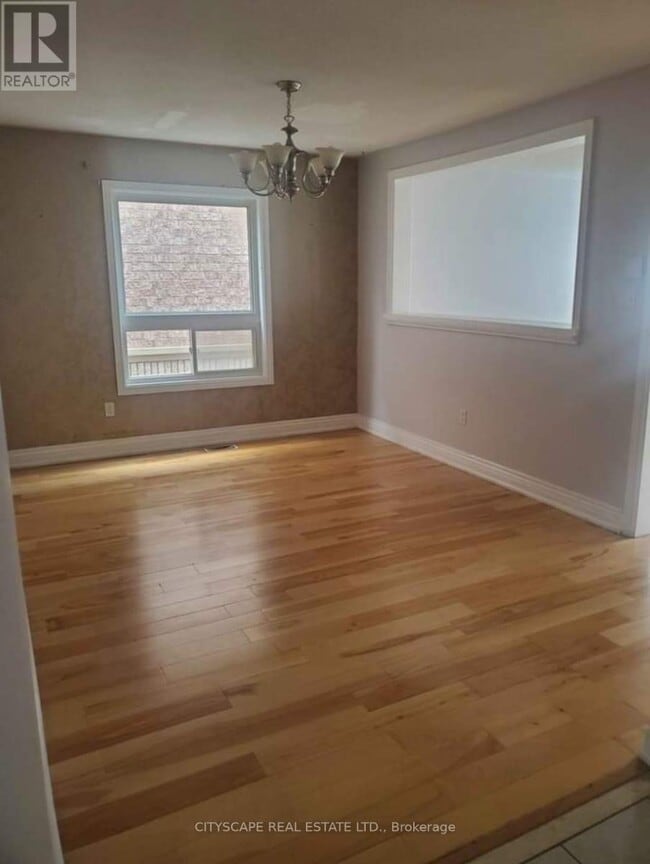 Photo du bâtiment - 34 Dunure Crescent